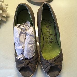 Blowfish wedges. NWOT